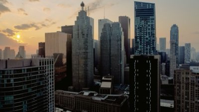 深度剖析 AI 監管：美國行政命令與瑞士法律框架比較