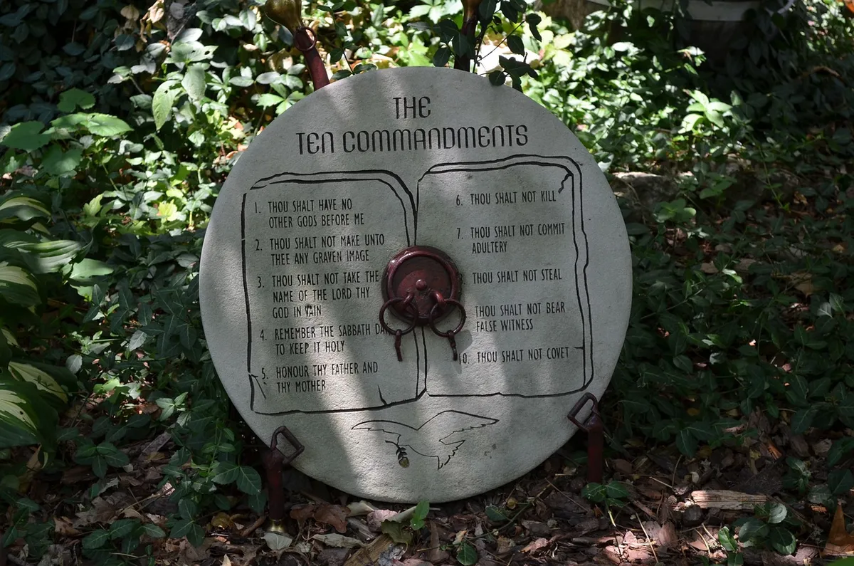 ten commandments, religion, bible, stone, christian, faith, biblical, moses, ethics, holy, rules, inscribed, plaque, slab, god, direction, guidence, instruction