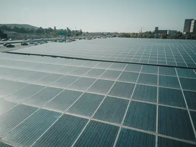 Guía para una IA sostenible: la transición a energías limpias